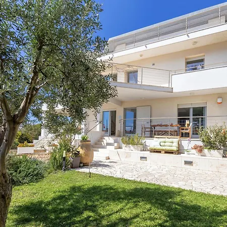 Ninfea 빌라 페틸리아